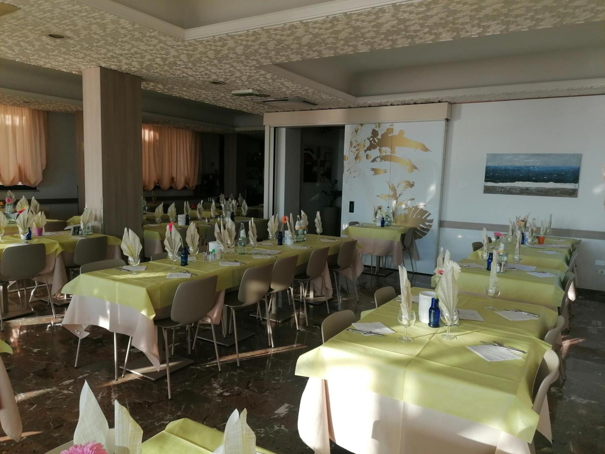 Hotel Silvana Bellaria-Igea Marina Eksteriør bilde