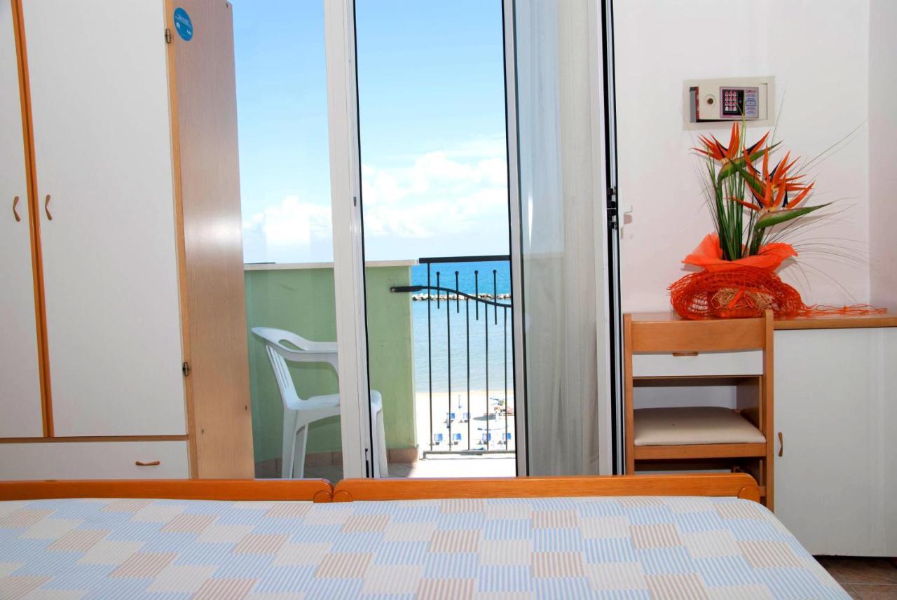 Hotel Silvana Bellaria-Igea Marina Eksteriør bilde