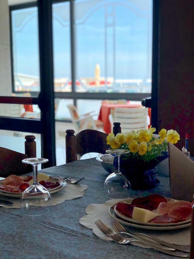 Hotel Silvana Bellaria-Igea Marina Eksteriør bilde
